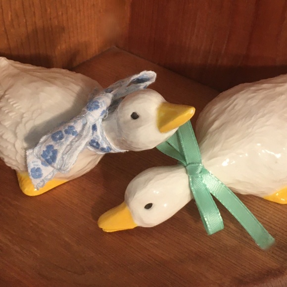 Ceramic Duck/goose figurines - Picture 2 of 6